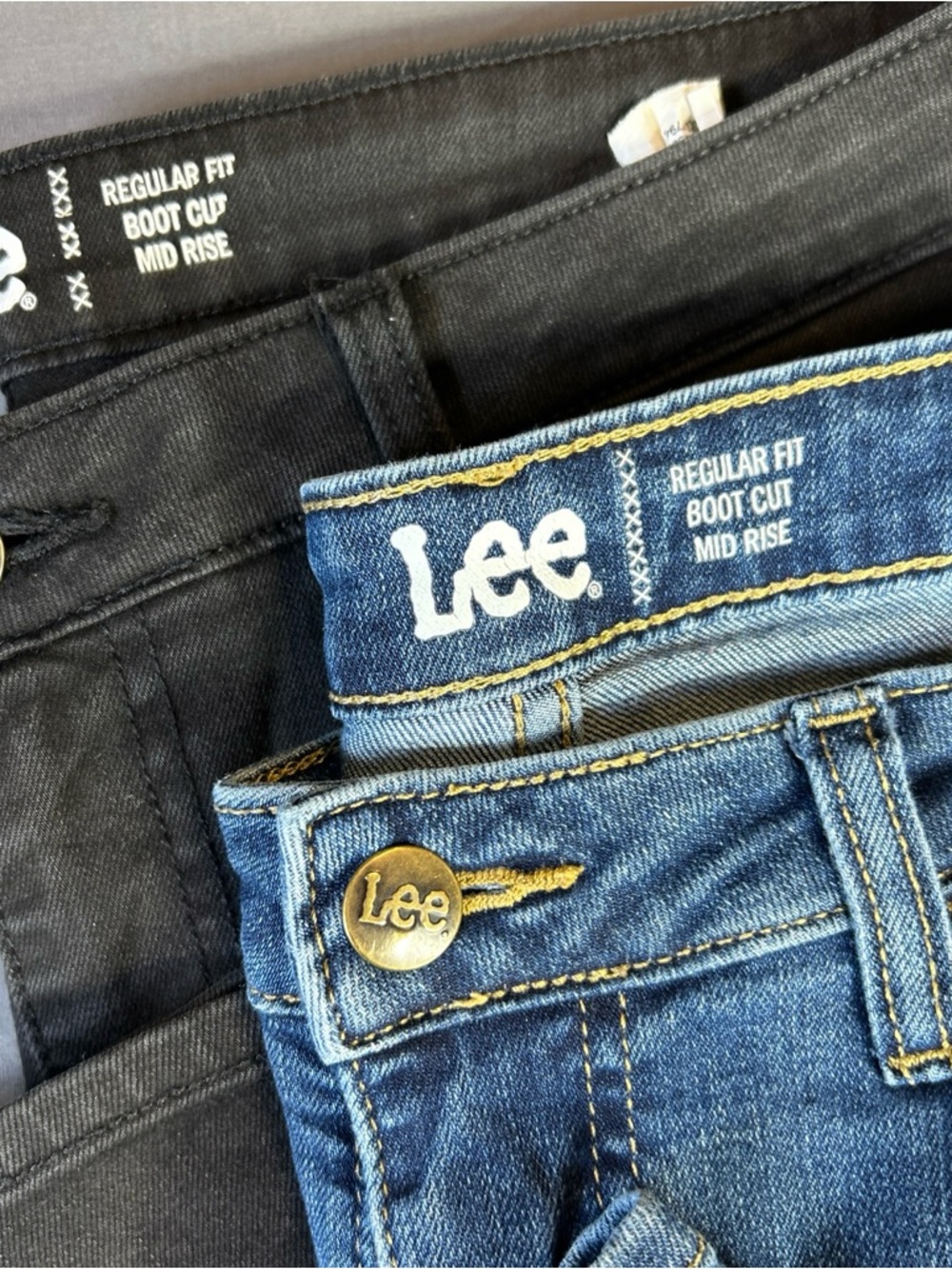 Lee Regular Fit Boot Cut Womens Jeans Lot Of 2 Size 14P Dark And Regular Wash - Picture 4 of 10